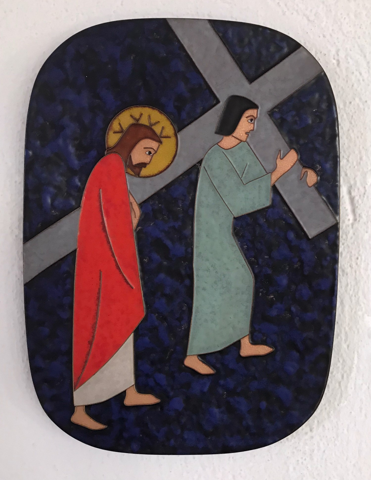 5. Station Simon von Zyrene hilft Jesus das Kreuz tragen