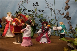 Elisabeth und spielende Kinder